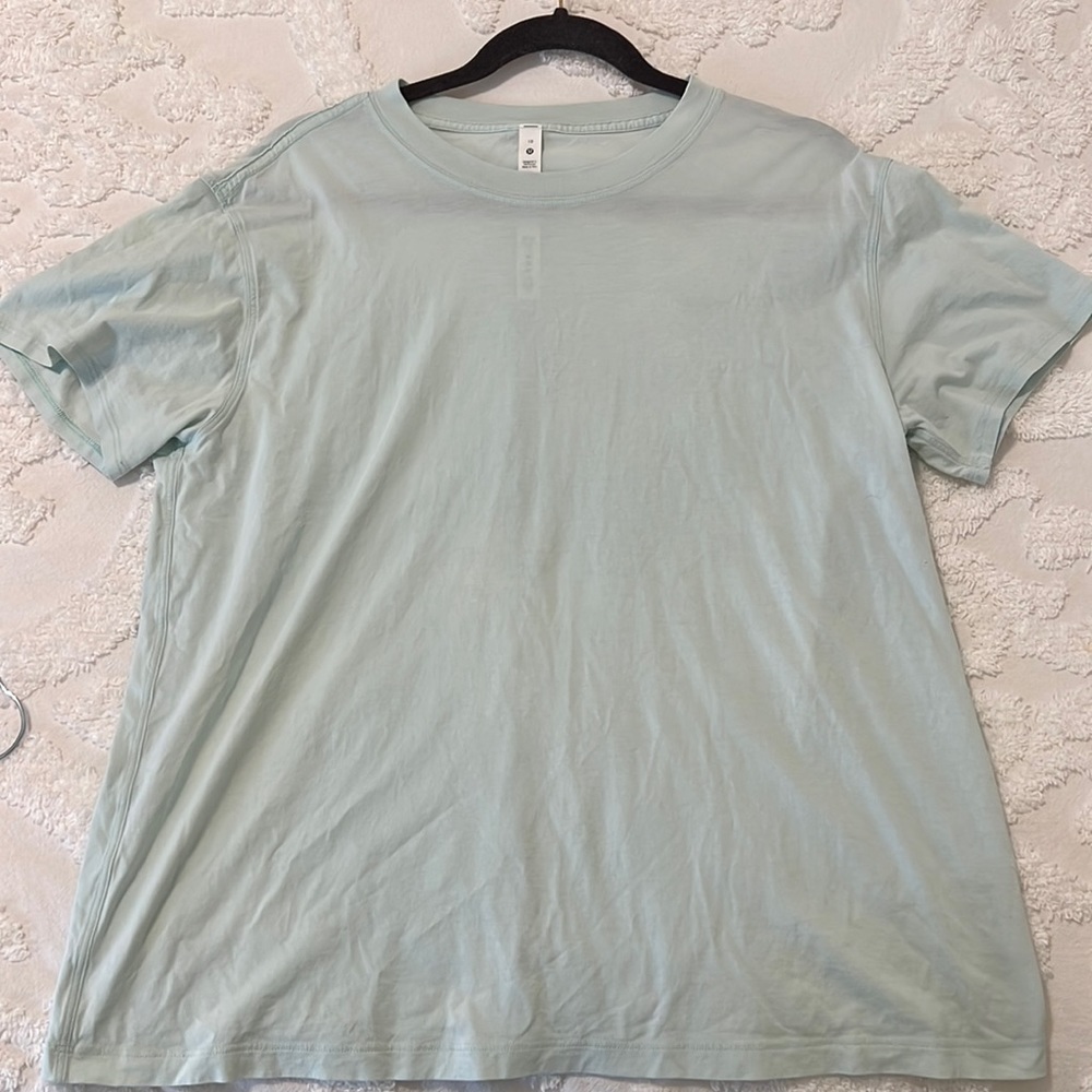 Lululemon 🍋 all yours Tee.